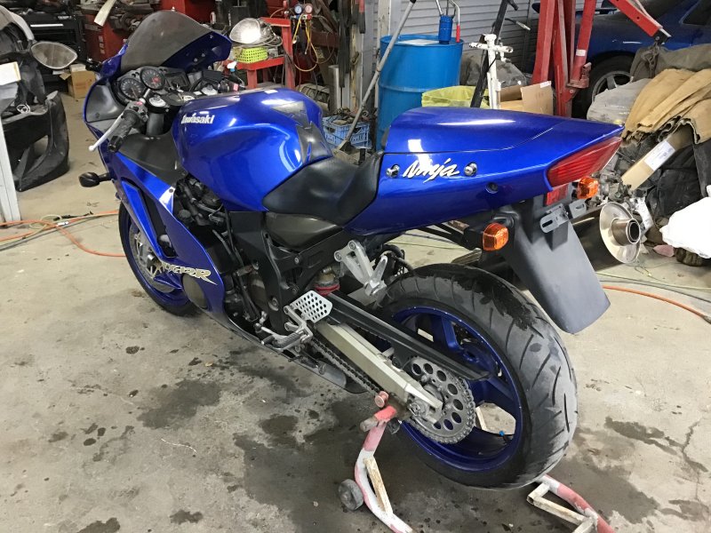 ＺＸ１２ＲベースのＭＡＤＭＡＸ グースカウル車製作 その１４ - 自動車／バイク改造屋日記