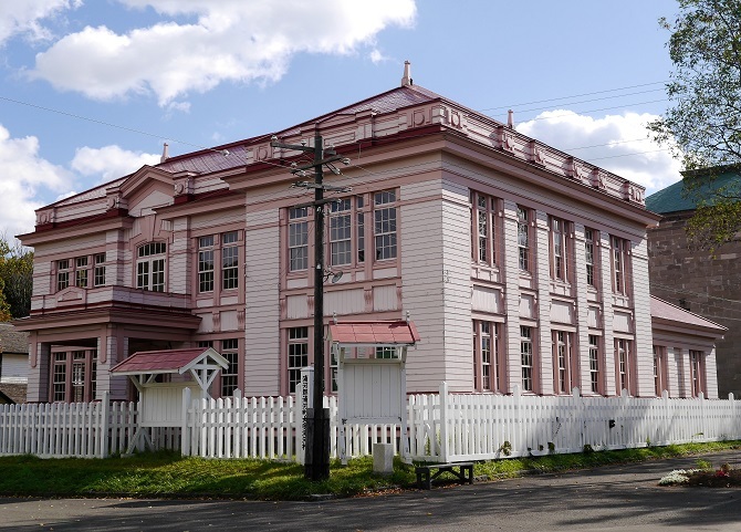 b浦河支庁舎