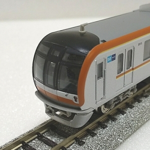 東京メトロ10000系09